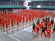 Gefängnisinsassen Gangnam Style