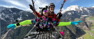 Insane Paragliding DJ Set