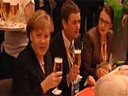 Angela Merkel, Kanzlerin, Bier, Kellner