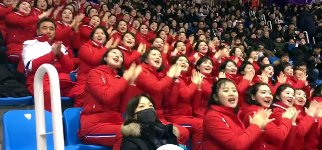 Nordkoreanische Cheerleader bei Olympia